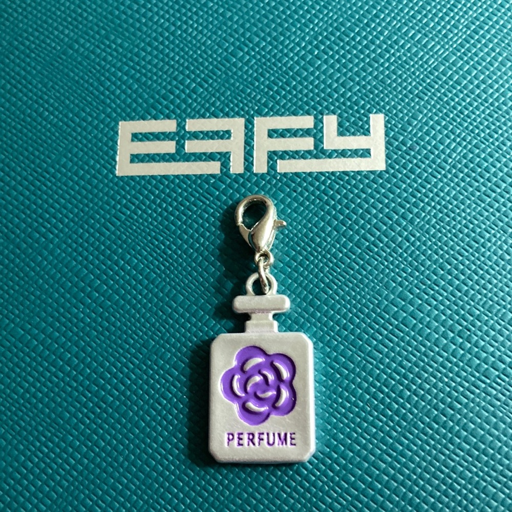 ❤️ NWOT - EFFY Perfume Bottle Hanging Charm - 1/$12, 2/$20, 3/$25 *❤️